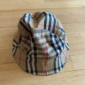 Blueberry Bucket Hat reversible Tan as well